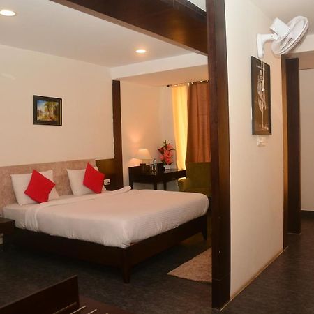 Sai Sharnam Serviced Apartments Shirdi Exterior photo
