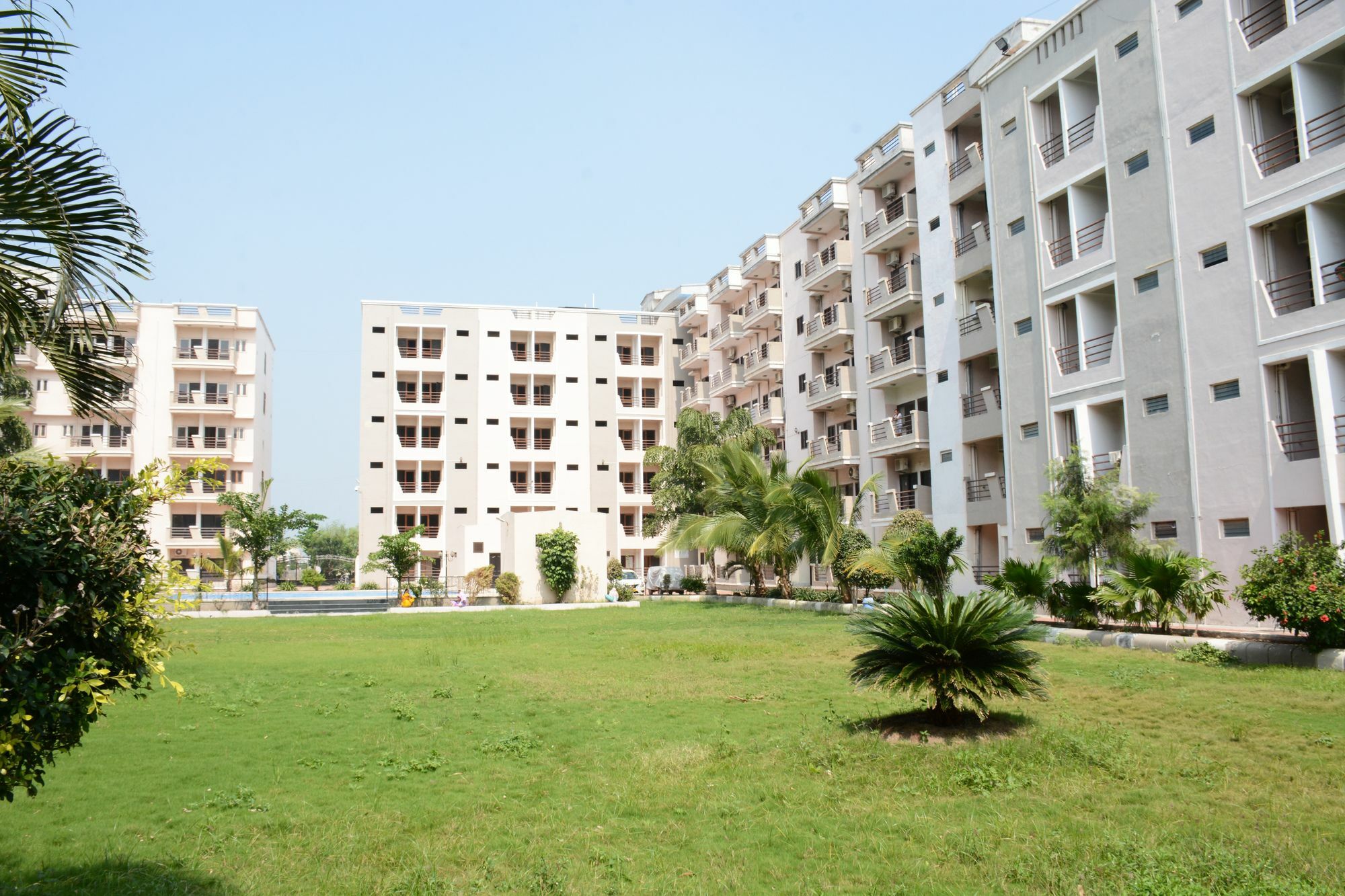 Sai Sharnam Serviced Apartments Shirdi Exterior photo